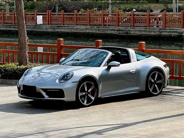Porsche 911 2022