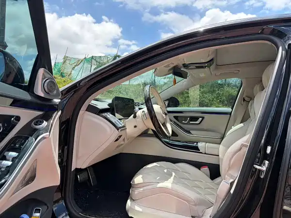 Mercedes-Benz Maybach S-Class 2023