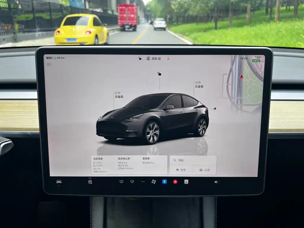 Tesla Model Y 2023 — фото 11