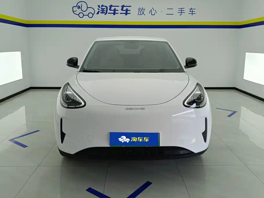 Geely Galaxy Starwish 2025 — фото 2