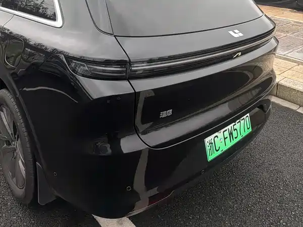 Li Auto L6 2024