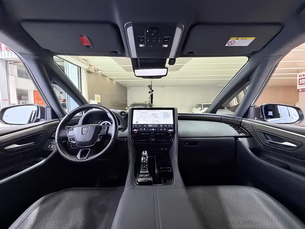 Toyota Vellfire 2025 — фото 12