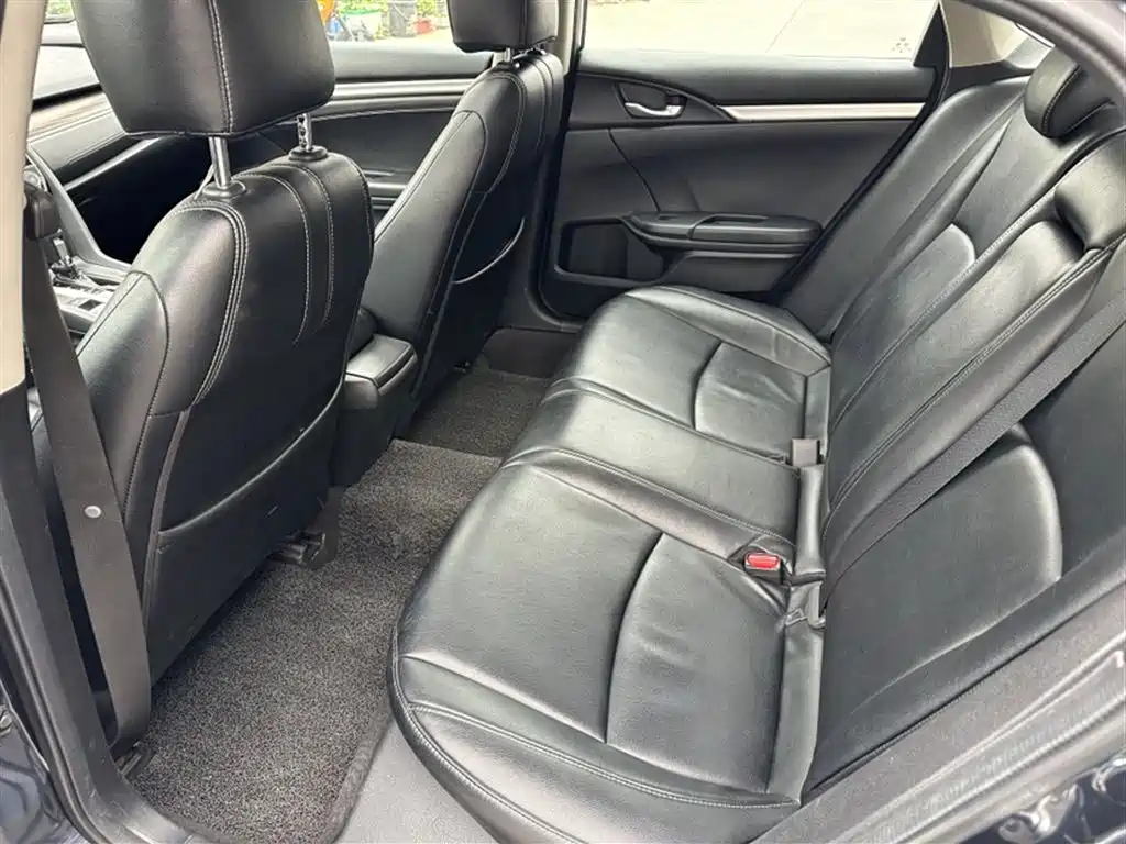 Honda Civic 2020 — фото 12