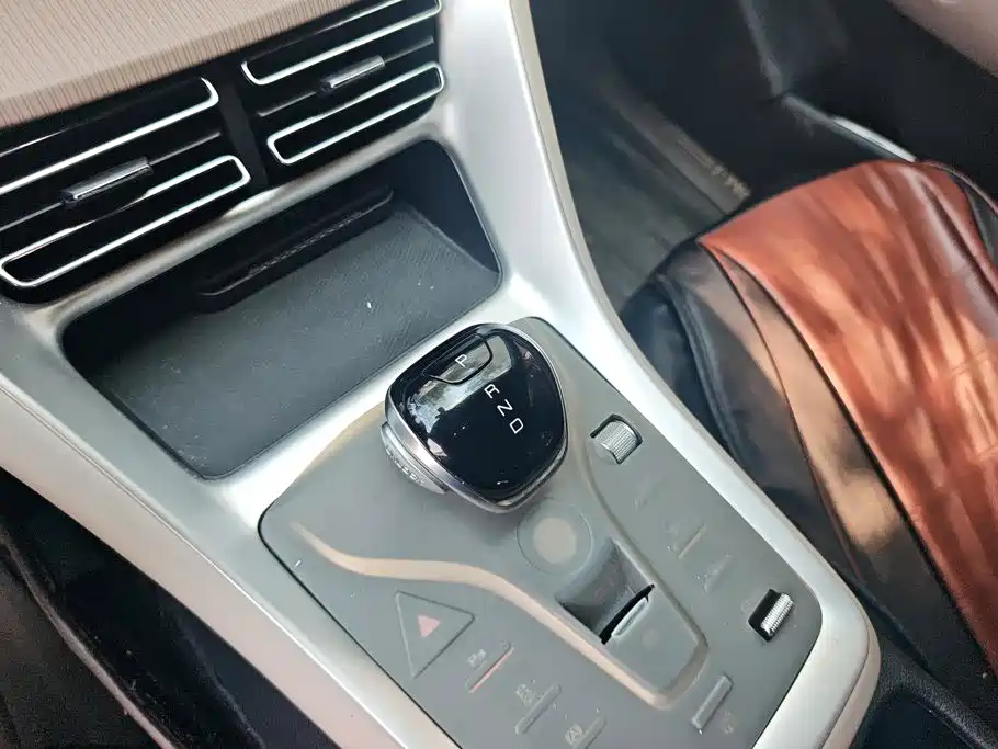 BYD Song Pro New Energy 2024 — фото 16