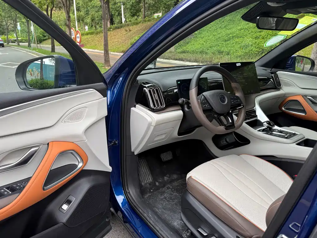 BYD Pro New Energy 2025 — фото 17