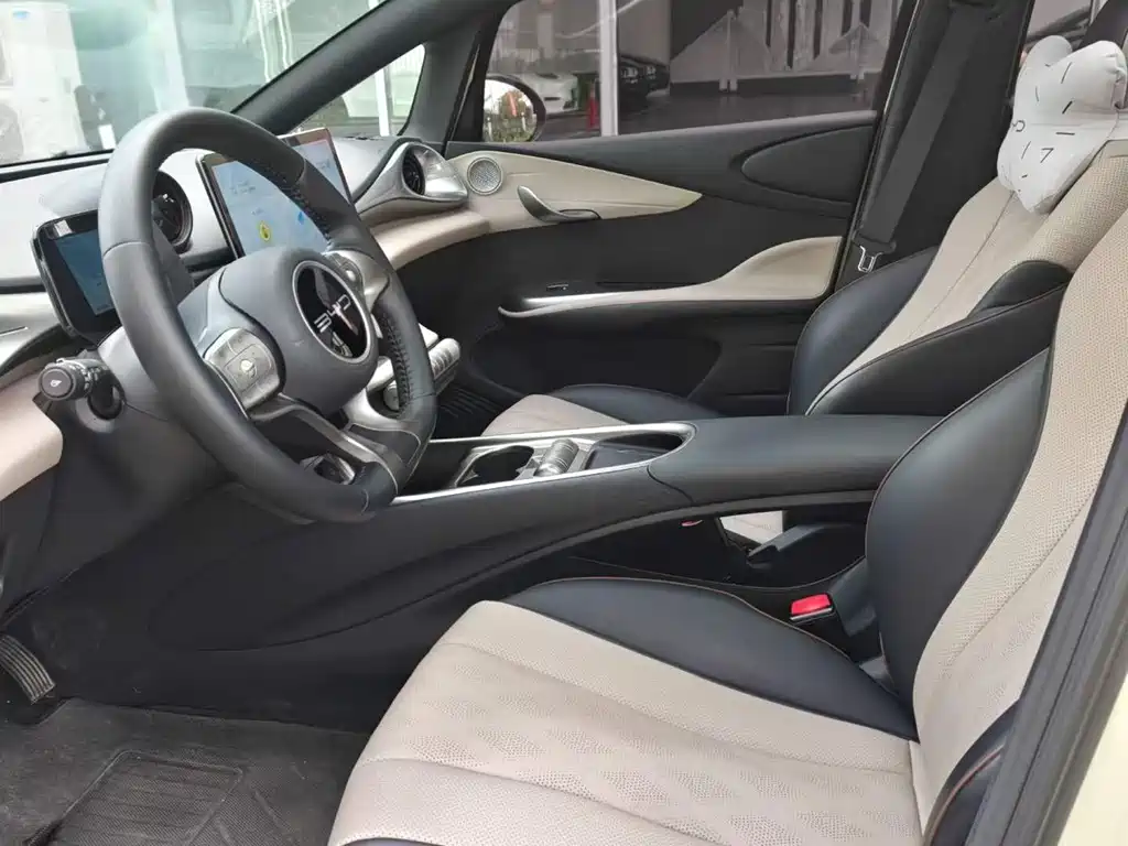 BYD Dolphin 2023
