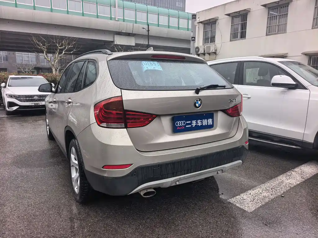 BMW X1 2014 — фото 4