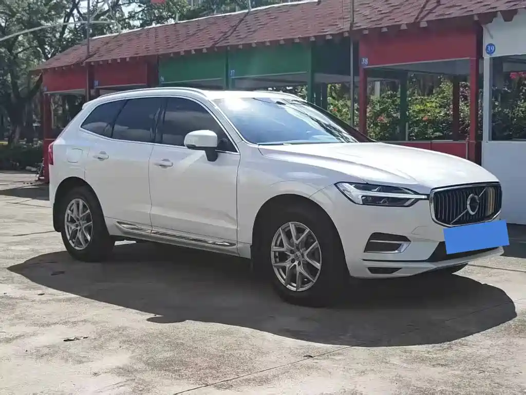 Volvo XC60 2019 — фото 3