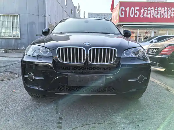 BMW X6 2011