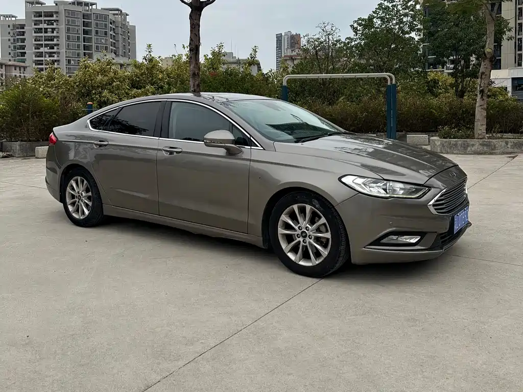 Ford Mondeo 2017 — фото 3