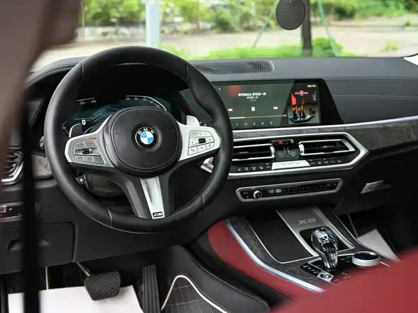 BMW X5 2023