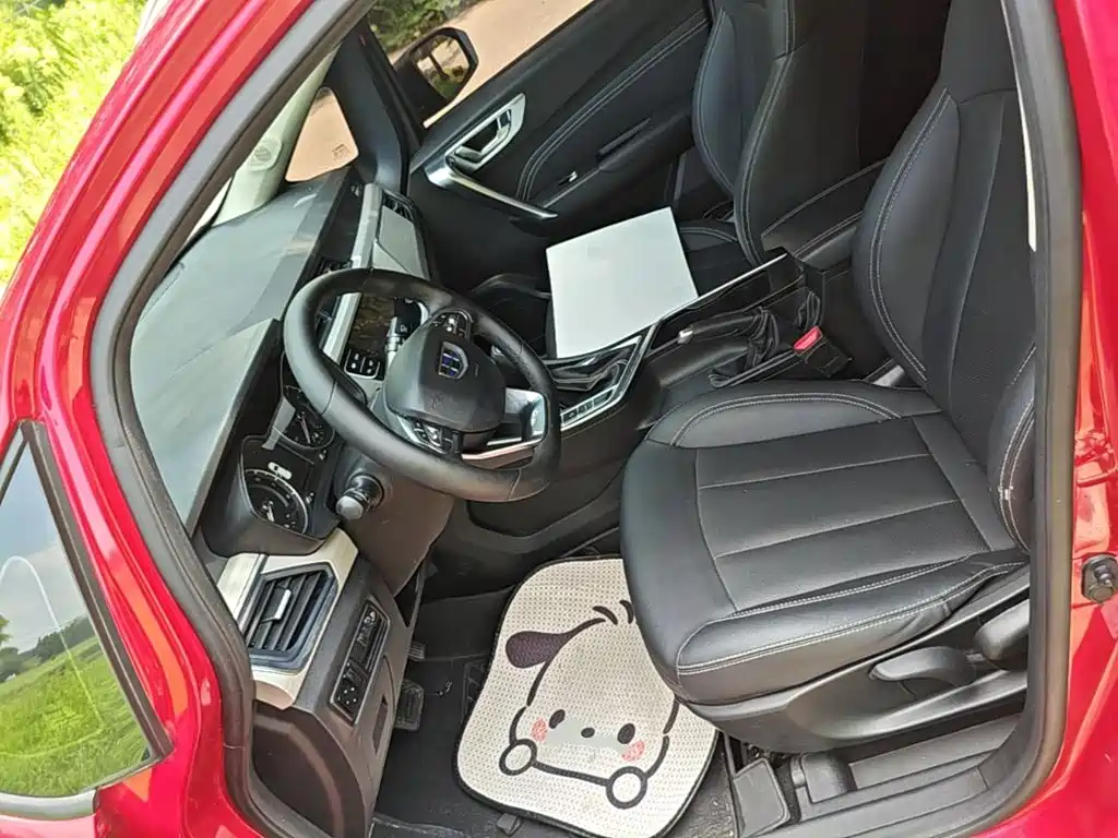 Geely Vision X3 2020 — фото 15