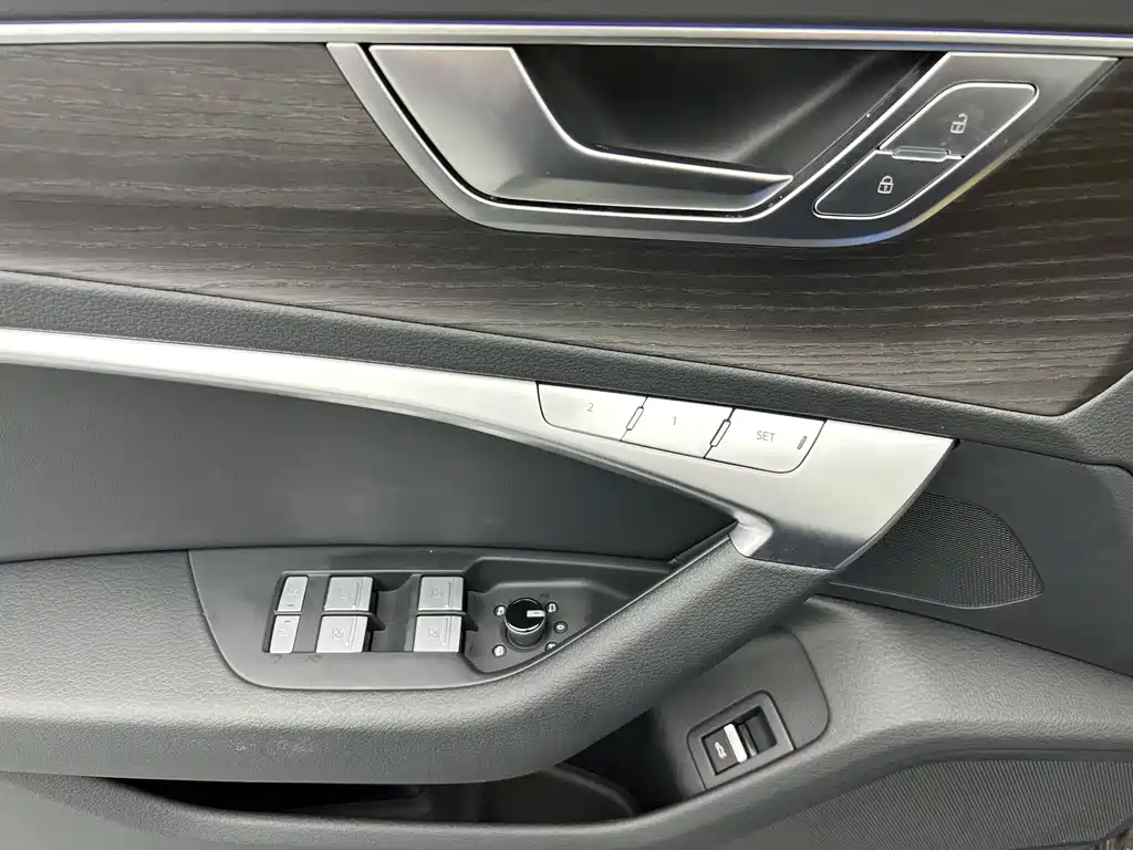 Audi A6L 2026 — фото 3