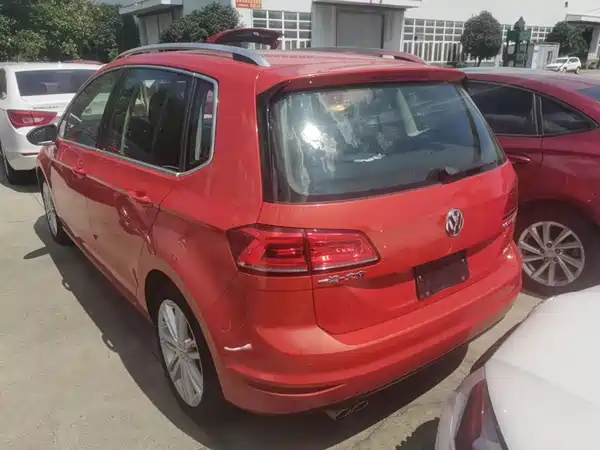 Volkswagen Golf Jialu 2016