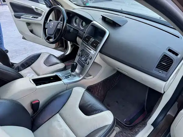Volvo XC60 2010
