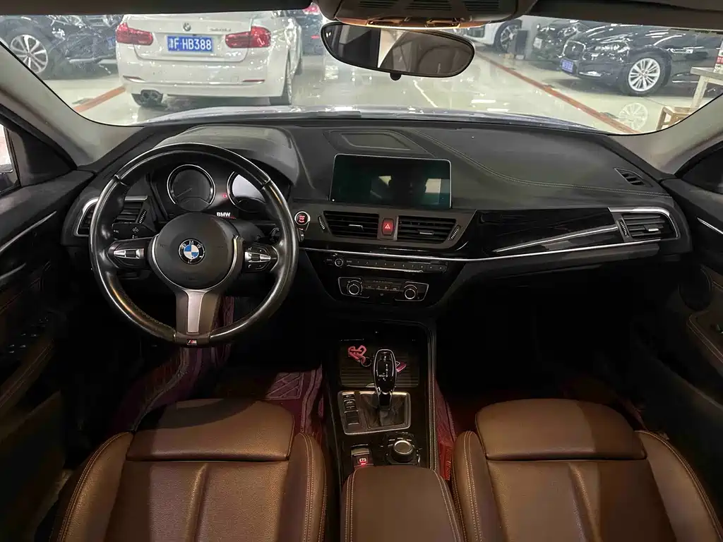 BMW 1 Series 2021