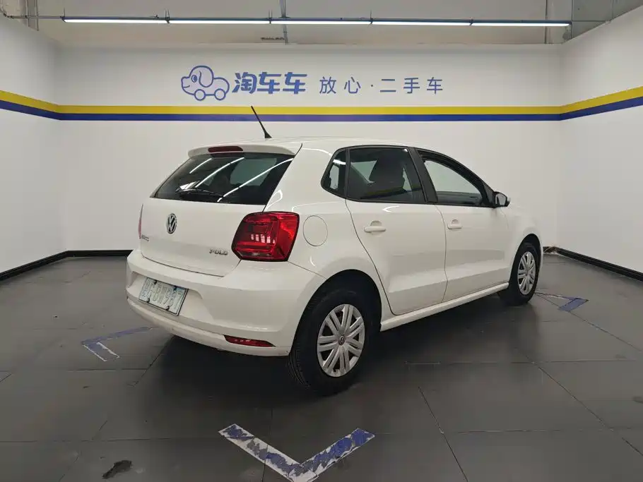 Volkswagen Polo 2016