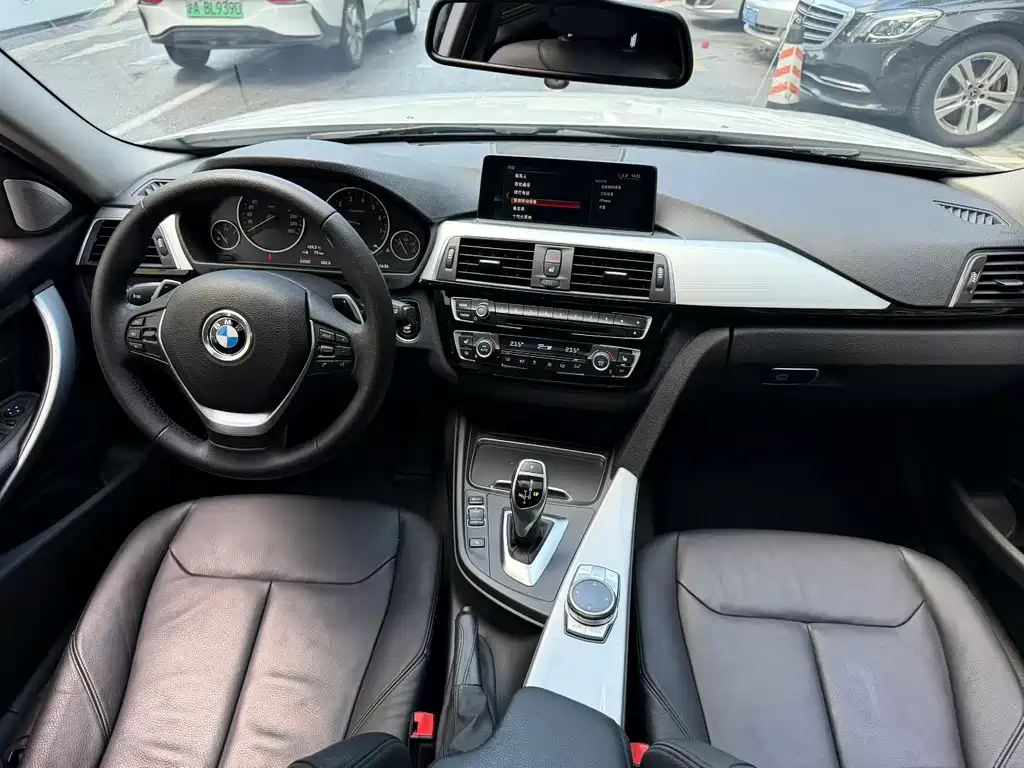 BMW 3 Series 2016