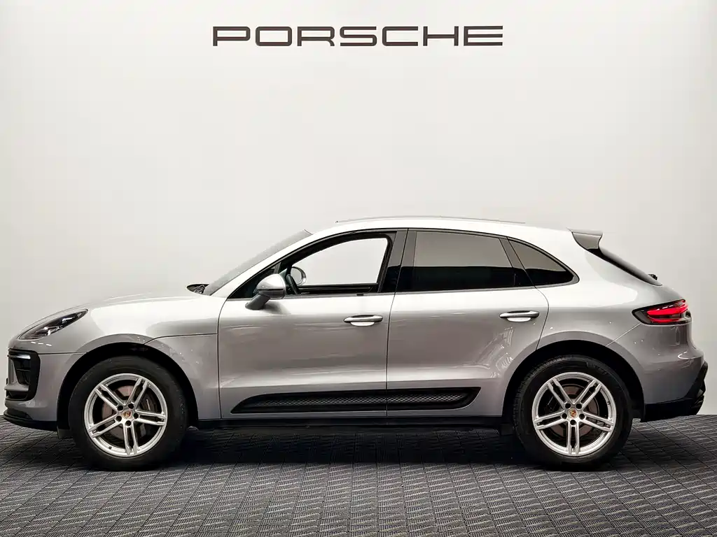 Porsche Macan 2022 — фото 4