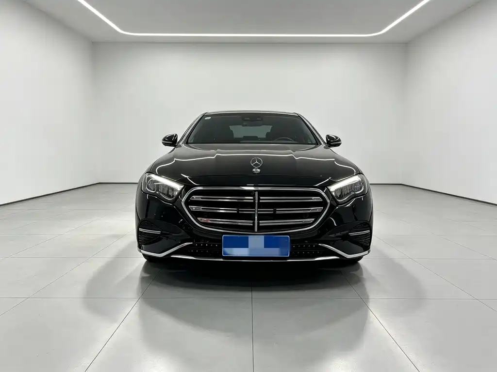 Mercedes-Benz E-Class 2025