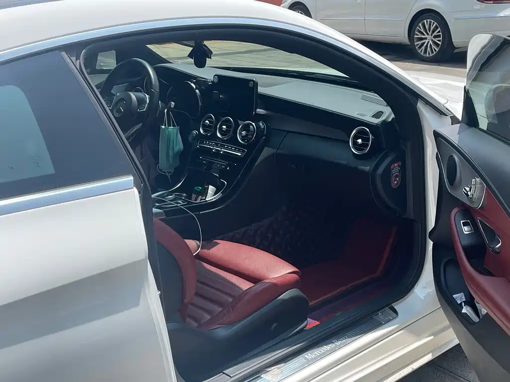 Mercedes-Benz C-Class 2018 — фото 8