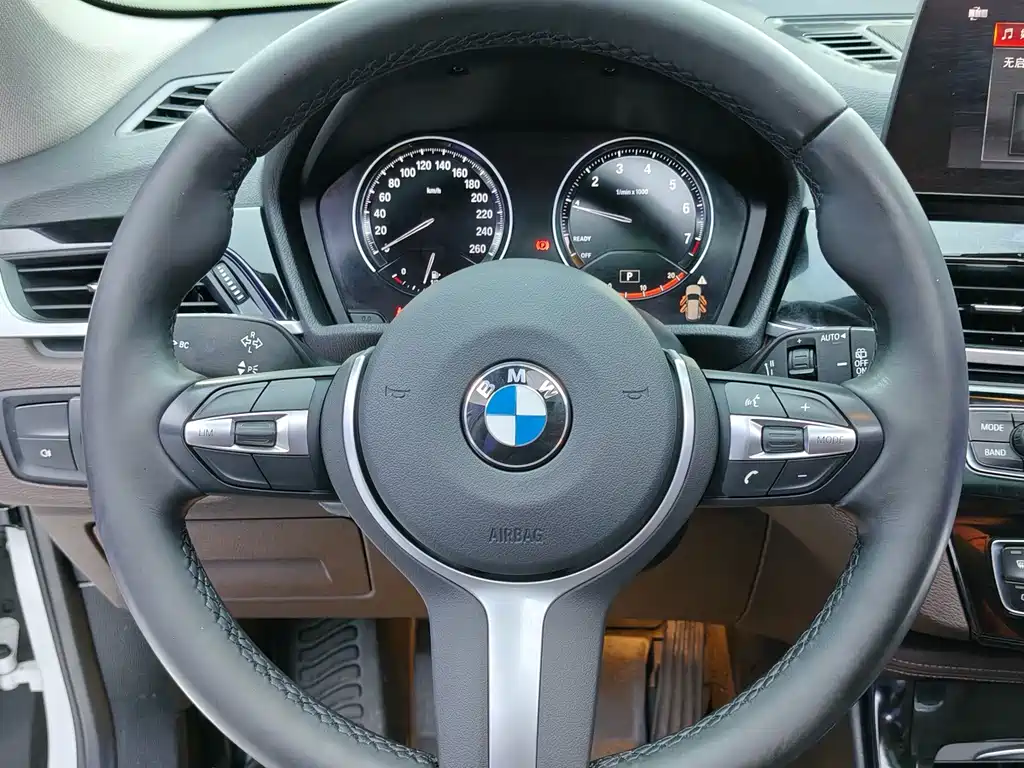 BMW X1 2022 — фото 12