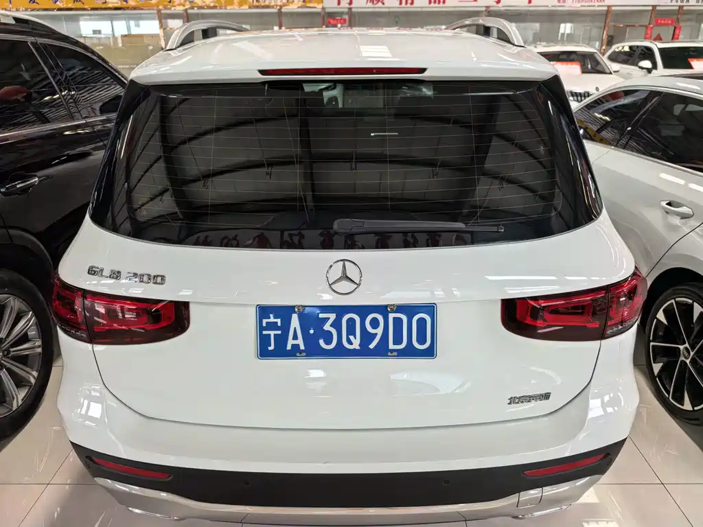 Mercedes-Benz GLB 2021