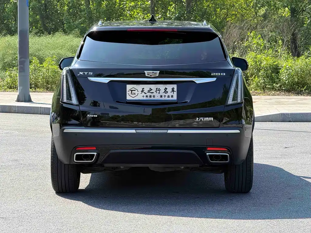 Cadillac XT5 2024 — фото 18