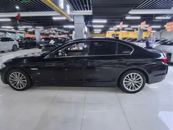 BMW 5 Series 2012