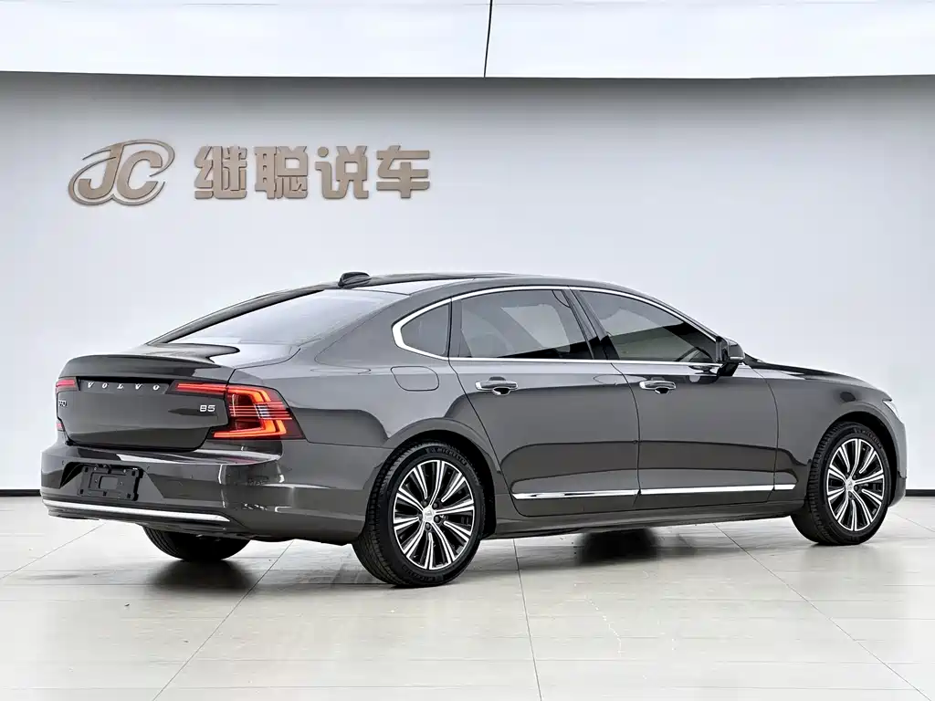 Volvo S90 2021 — фото 16