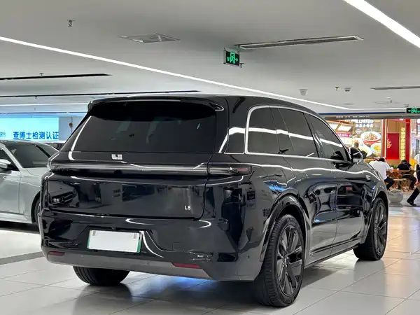 Li Auto L8 2023