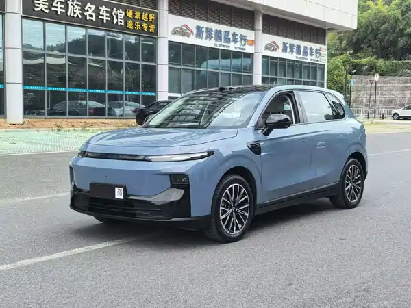 Leapmotor B10 2025