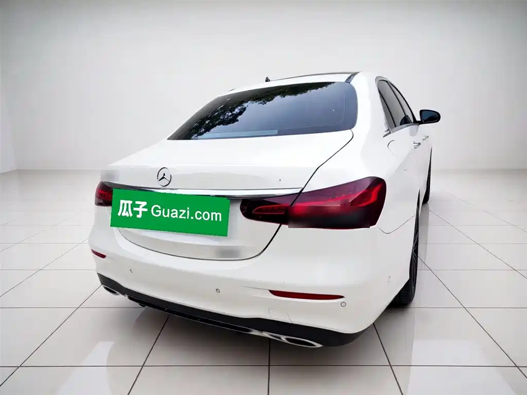 Mercedes-Benz E-Class 2022