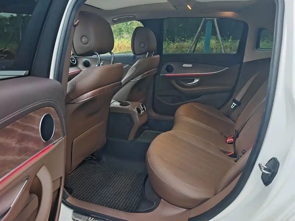 Mercedes-Benz E-Class 2020