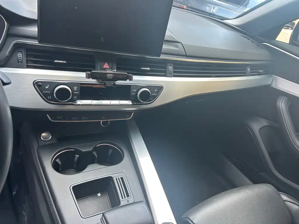 Audi A4L 2022