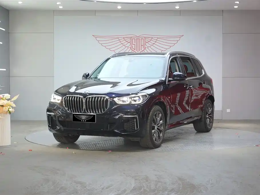 BMW X5 2023 — фото 1
