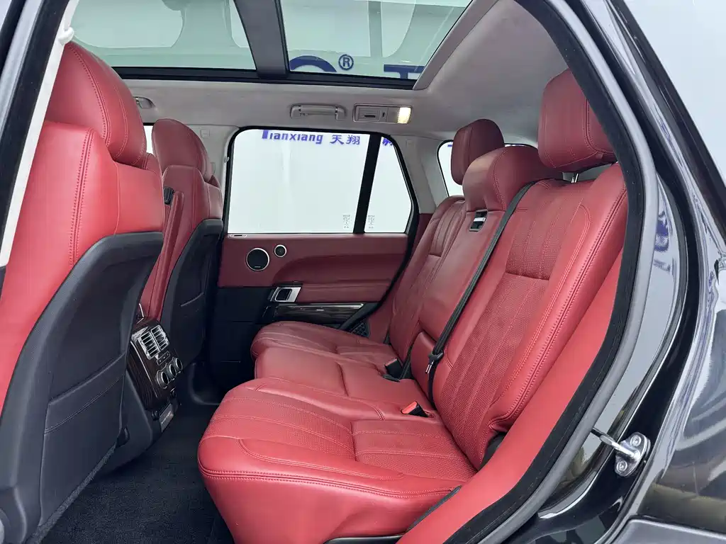 Land Rover Range Rover 2018 — фото 12