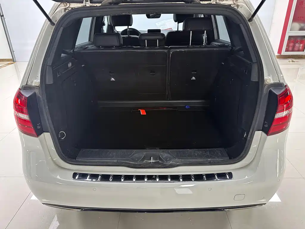 Mercedes-Benz B-Class 2017 — фото 17
