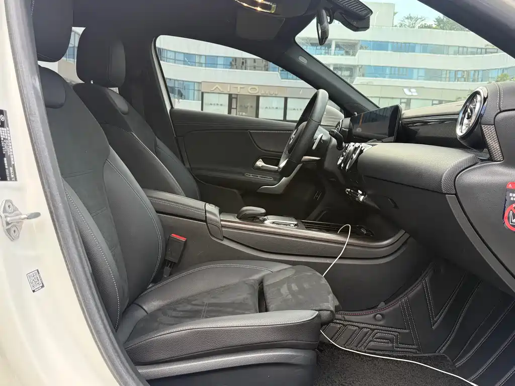 Mercedes-Benz A-Class 2021