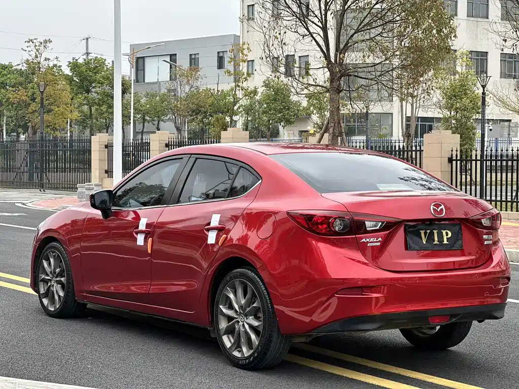 Mazda 3 Axela 2015 — фото 7