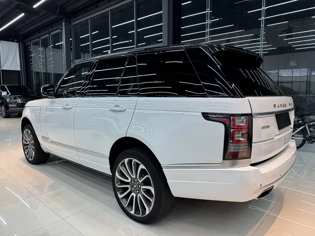 Land Rover Range Rover 2015 — фото 2