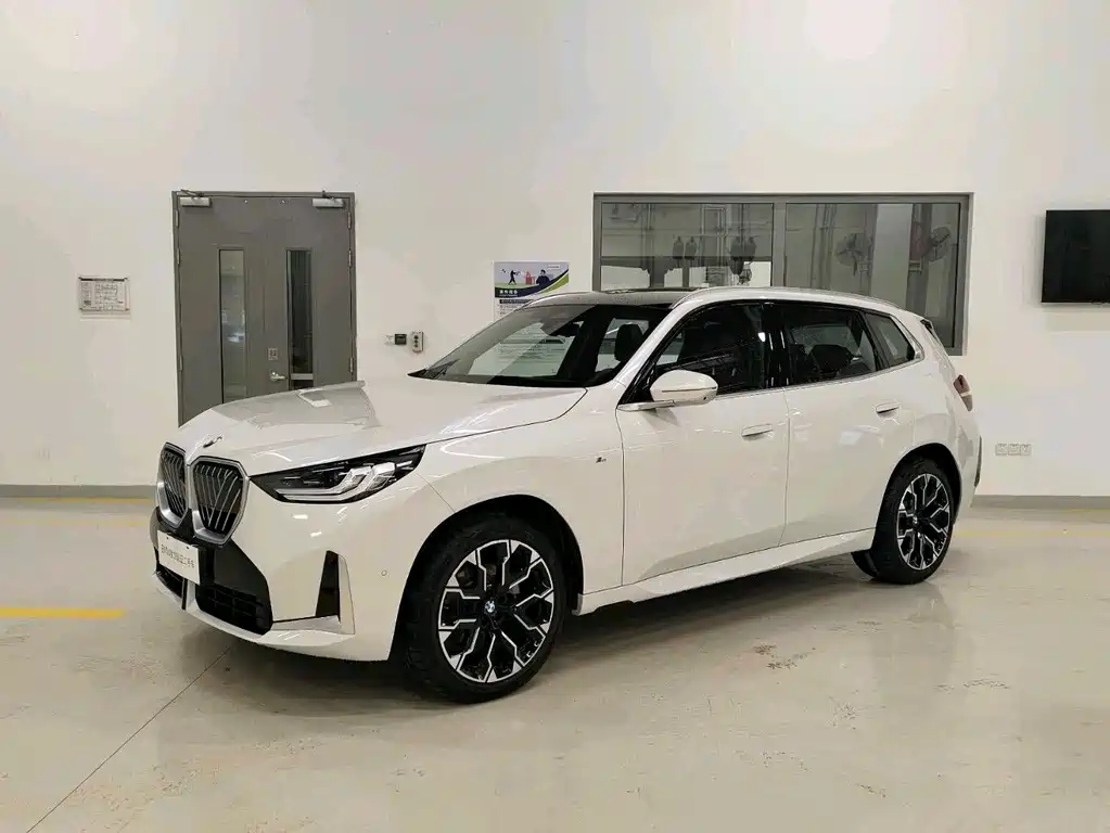 BMW X3 2025 — фото 1