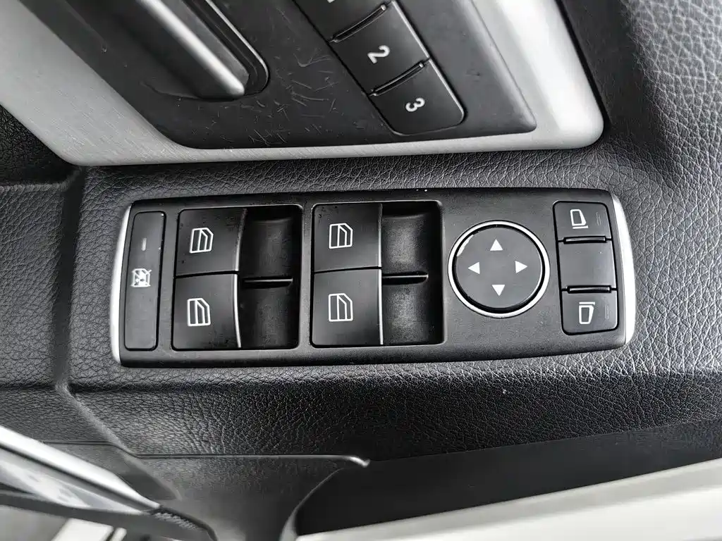 Mercedes-Benz GLK-Class 2015 — фото 9