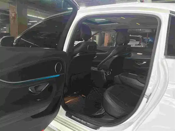 Mercedes-Benz E-Class 2019