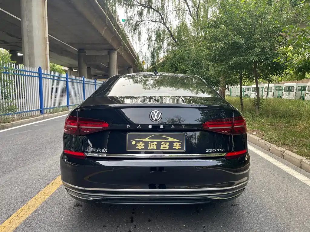 Volkswagen Passat 2019 — фото 6