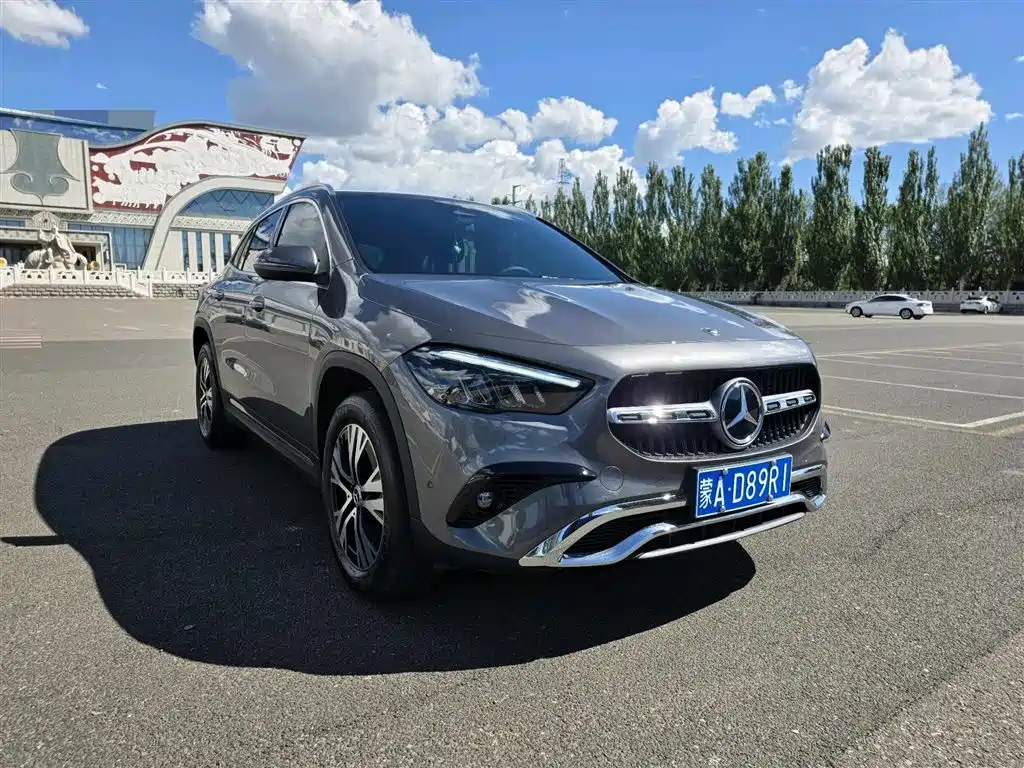 Mercedes-Benz GLA 2024 — фото 3