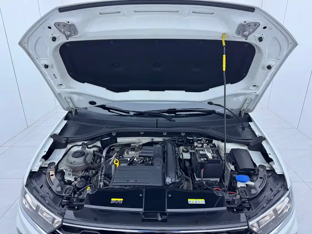 Volkswagen T-Roc 2022 — фото 16