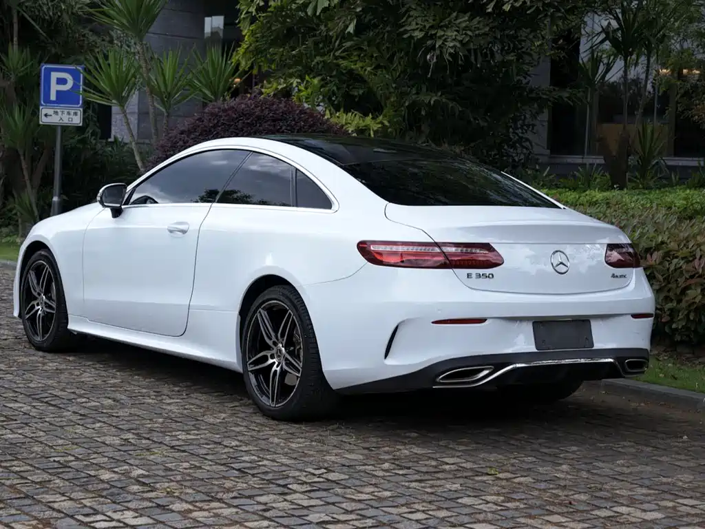 Mercedes-Benz E-Class 2019 — фото 8