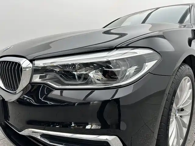 BMW 5 Series New Energy 2020 — фото 18