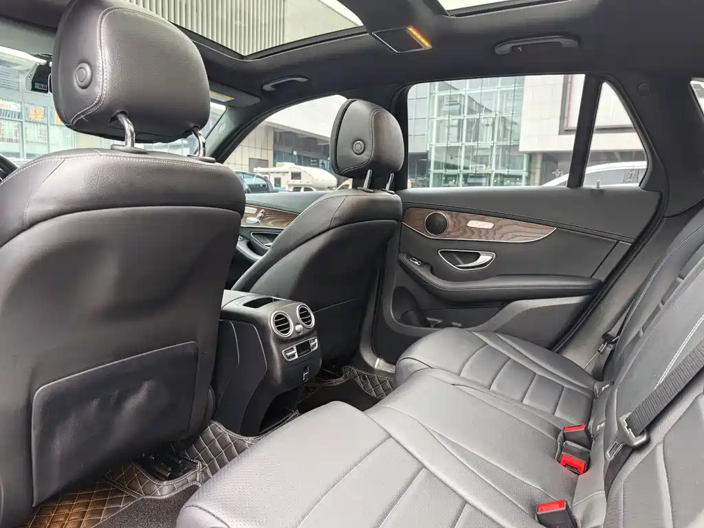 Mercedes-Benz GLC 2022 — фото 13